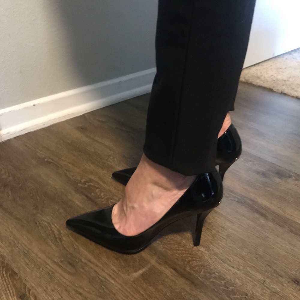 Michael Kors varnished/black high heels